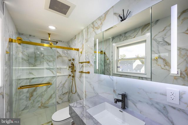 24 WESTBURY DR, Cherry Hill, NJ 08003