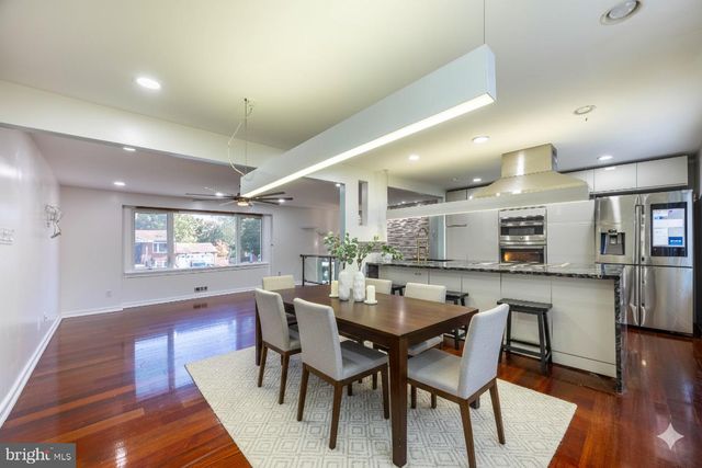 24 WESTBURY DR, Cherry Hill, NJ 08003