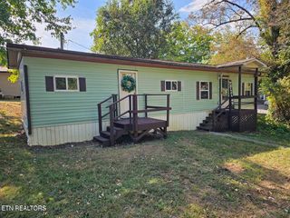 600 W 7Th Ave, Lenoir City, TN 37771