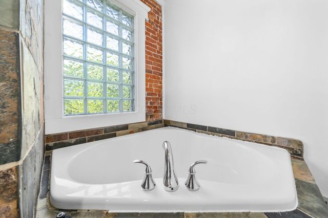 31-33 Linwood Avenue, Columbus, OH 43205