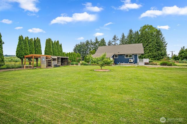 22532 Babcock Road, Mount Vernon, WA 98273