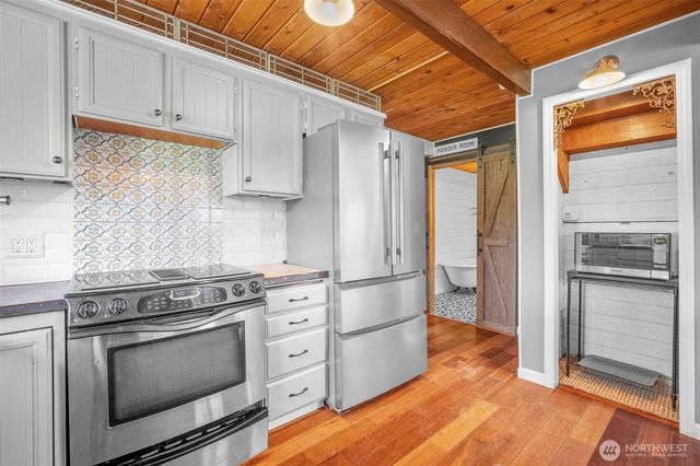 22532 Babcock Road, Mount Vernon, WA 98273