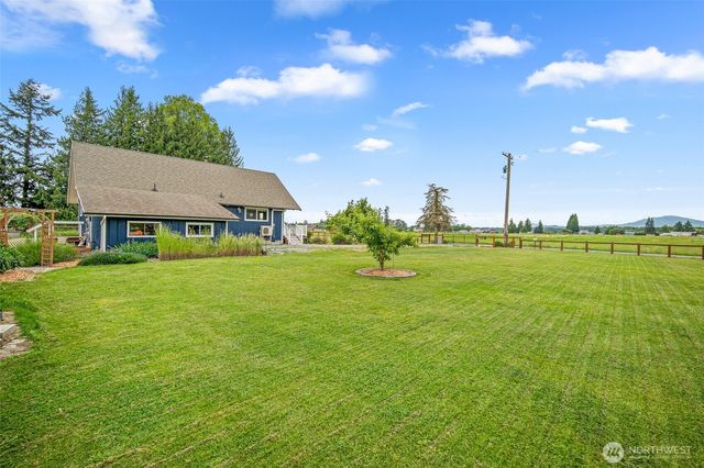22532 Babcock Road, Mount Vernon, WA 98273