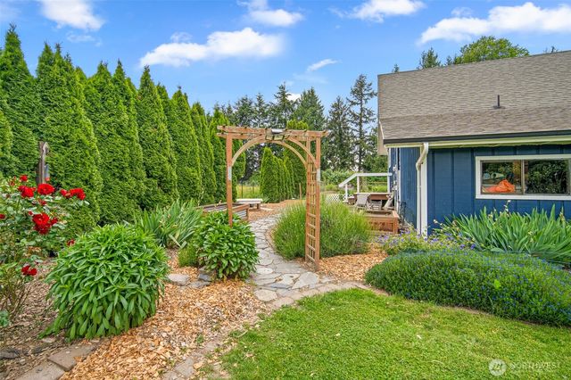 22532 Babcock Road, Mount Vernon, WA 98273