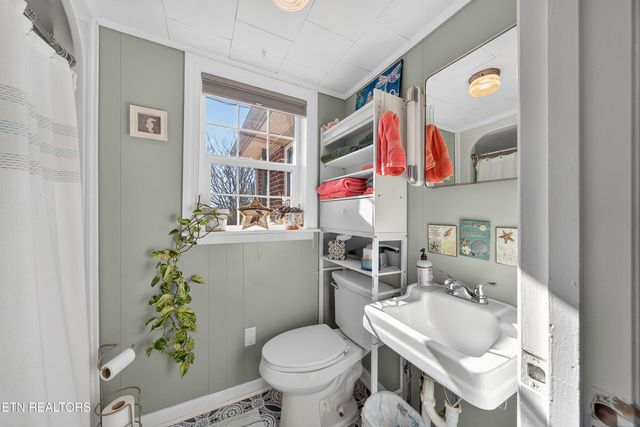 6798 Cherry Creek Road, Cookeville, TN 38501