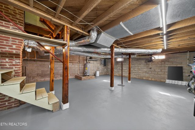 6798 Cherry Creek Road, Cookeville, TN 38501