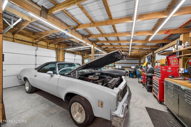 6798 Cherry Creek Road, Cookeville, TN 38501