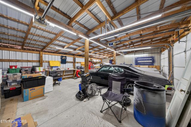 6798 Cherry Creek Road, Cookeville, TN 38501