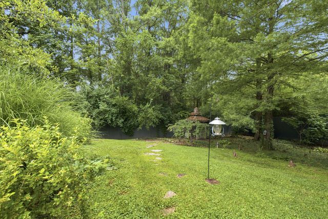310 Idle Hour Drive, Lexington, KY 40502