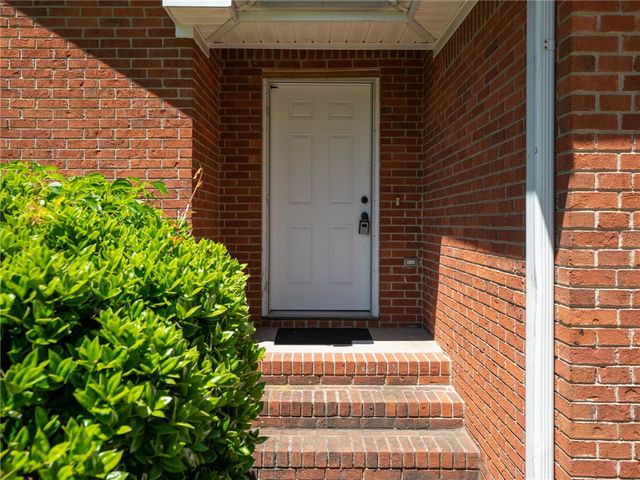 101 Woodbridge Circle, Anderson, SC 29621