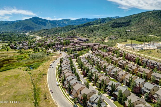 5501 N Lillehammer Lane Apt 4206, Park City, UT 84098