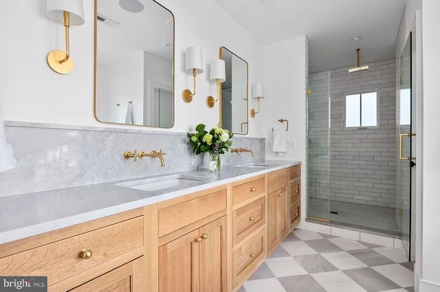 3106 JUNIPER LN, Falls Church, VA 22044
