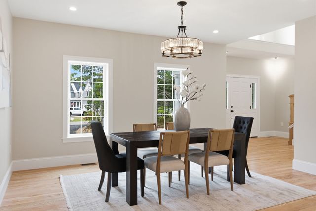 10 Citation Dr, Plymouth, MA 02360