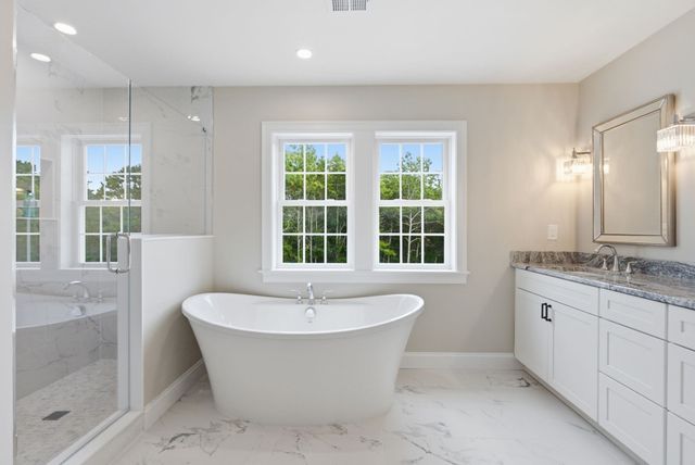 10 Citation Dr, Plymouth, MA 02360