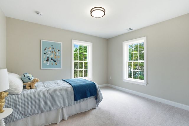 10 Citation Dr, Plymouth, MA 02360