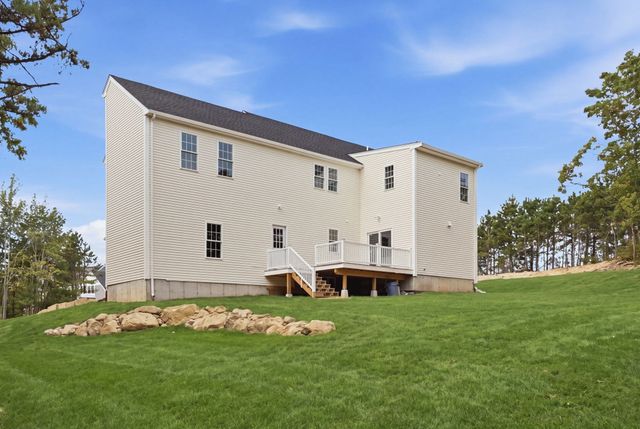 10 Citation Dr, Plymouth, MA 02360