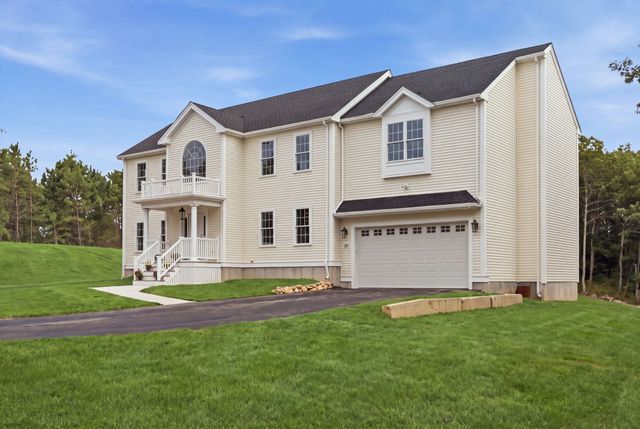 10 Citation Dr, Plymouth, MA 02360
