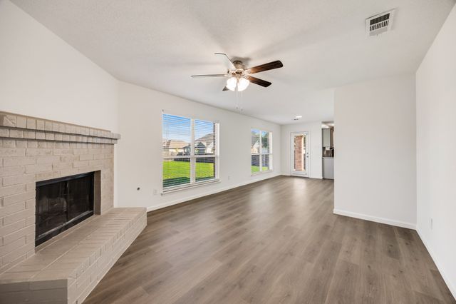 1541 Fairfield Drive, Forney, TX 75126