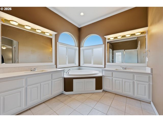 17808 Ne 38TH Way, Vancouver, WA 98682