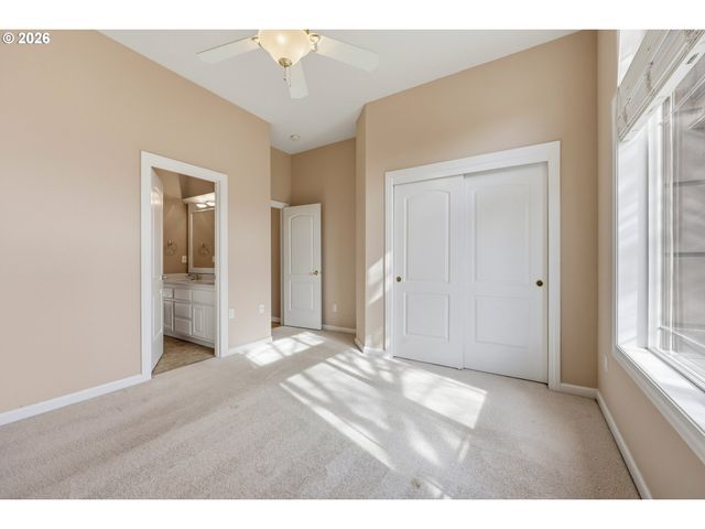 17808 Ne 38TH Way, Vancouver, WA 98682