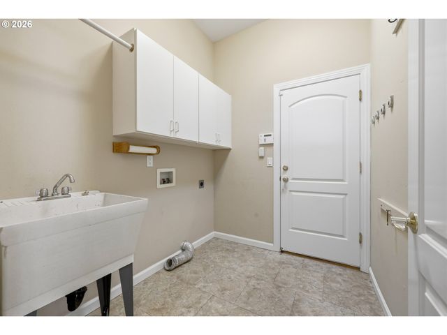 17808 Ne 38TH Way, Vancouver, WA 98682