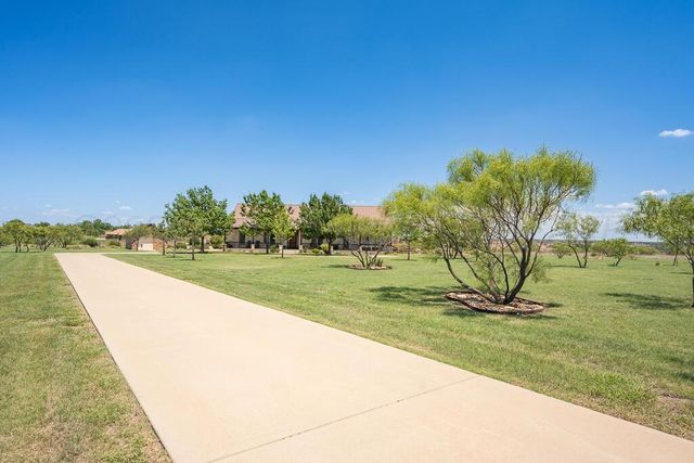 7701 Canyon Bend Road, Amarillo, TX 79118