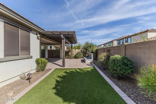 9785 W ROBIN Lane, Peoria, AZ 85383