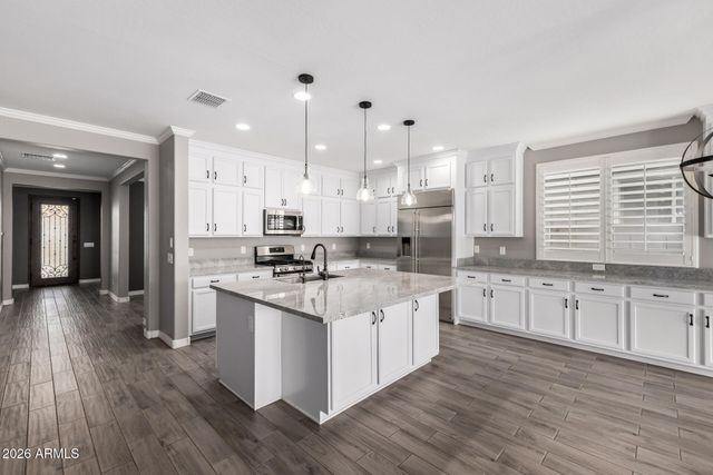 9785 W ROBIN Lane, Peoria, AZ 85383