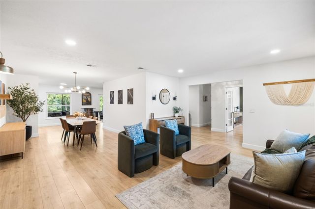 7231 WOODBROOK DRIVE, Tampa, FL 33625