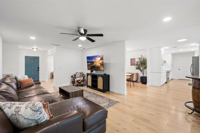 7231 WOODBROOK DRIVE, Tampa, FL 33625