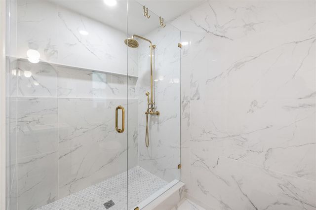 7231 WOODBROOK DRIVE, Tampa, FL 33625