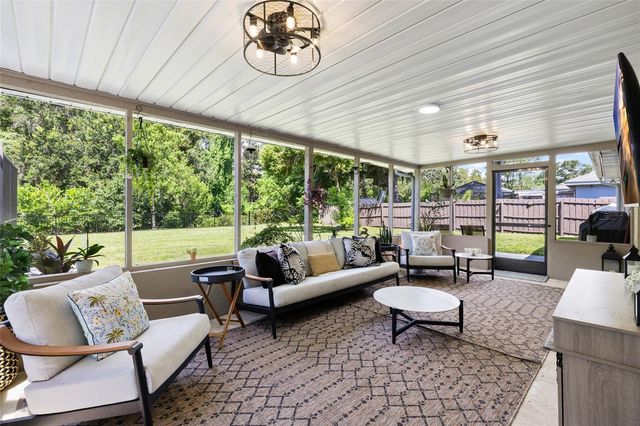 7231 WOODBROOK DRIVE, Tampa, FL 33625