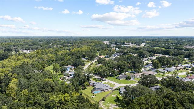 7231 WOODBROOK DRIVE, Tampa, FL 33625