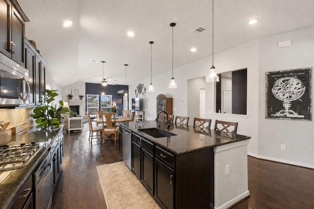24522 Emerald Pool Falls Drive, Tomball, TX 77375