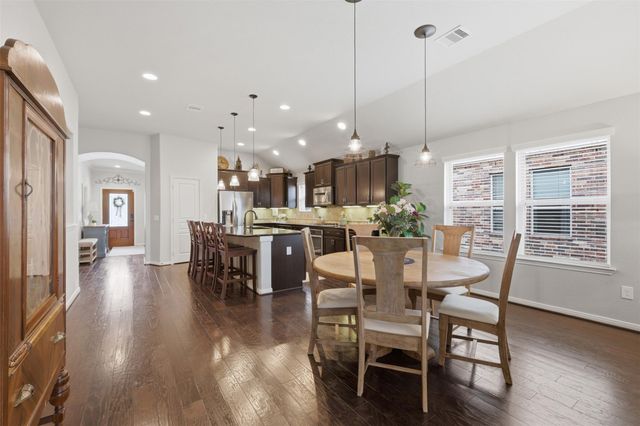 24522 Emerald Pool Falls Drive, Tomball, TX 77375