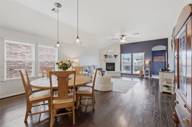 24522 Emerald Pool Falls Drive, Tomball, TX 77375