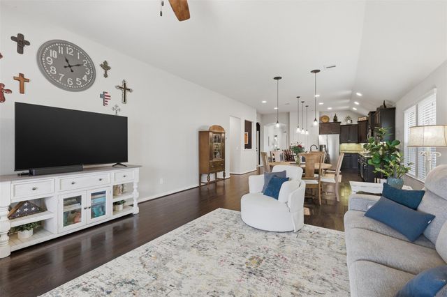 24522 Emerald Pool Falls Drive, Tomball, TX 77375