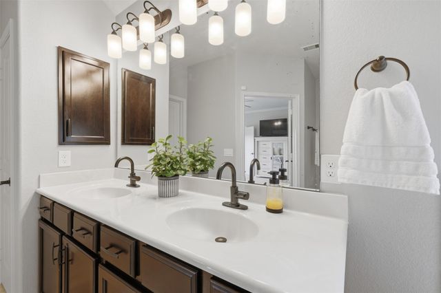 24522 Emerald Pool Falls Drive, Tomball, TX 77375