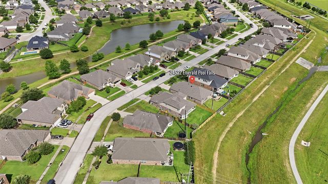 24522 Emerald Pool Falls Drive, Tomball, TX 77375