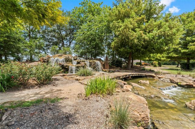 24522 Emerald Pool Falls Drive, Tomball, TX 77375
