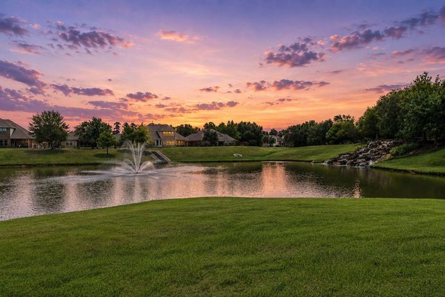 24522 Emerald Pool Falls Drive, Tomball, TX 77375