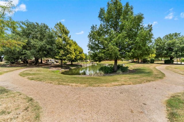 24522 Emerald Pool Falls Drive, Tomball, TX 77375