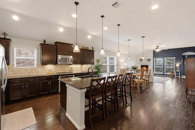 24522 Emerald Pool Falls Drive, Tomball, TX 77375