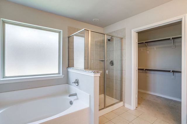 213 Marina Drive, Azle, TX 76020