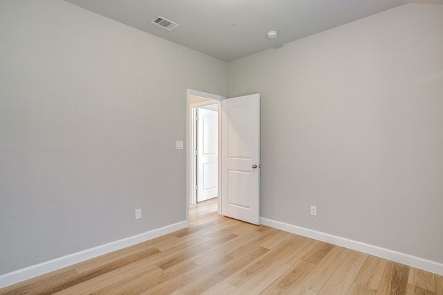213 Marina Drive, Azle, TX 76020
