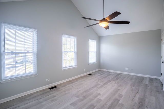 1575 Stockton Lane, Crystal Lake, IL 60014