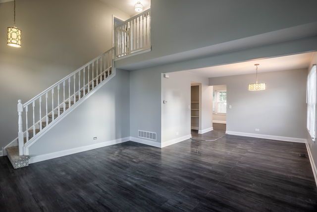 1575 Stockton Lane, Crystal Lake, IL 60014