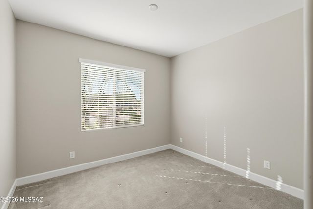 1387 E Basalt Drive, Green Valley, AZ 85614