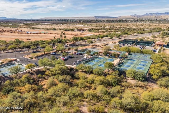 1387 E Basalt Drive, Green Valley, AZ 85614