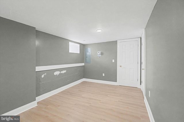 200 PINEWOOD RD, Dundalk, MD 21222